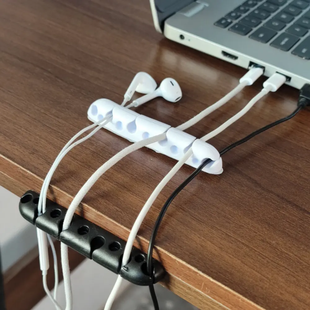 Lot-de-7-Clips-pour-Cables-2 Lot de 7 Clips pour Câbles