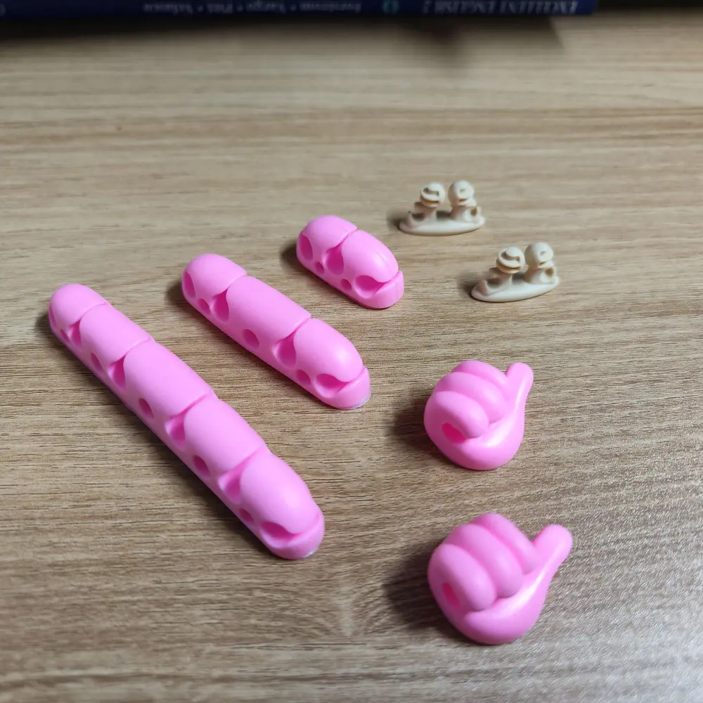 Lot-de-7-Clips-pour-Cables-5 Lot de 7 Clips pour Câbles